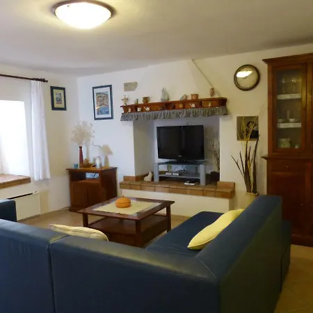 Apartment Apartman Oliva *